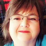 Laura Chavis - @lauralynne59 - Instagram