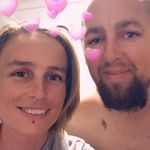 Laura Checketts - @frenchieloops - Instagram