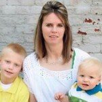 Laura Chenault Davis - @kythundermama - Instagram