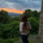 Laura Christman - @laura_c_23 - Instagram
