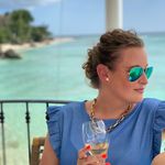 Laura Coles - @coles160414 - Instagram