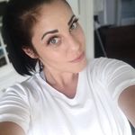 Laura Coles - @laura_coles_ - Instagram