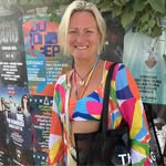 Laura Cook - @laura.cook.2882 - Instagram
