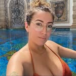 laura crown - @jessicamoak1 - Instagram