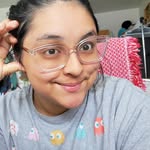 Laura Sanchez - @lauradareader - Instagram