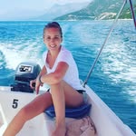 lauradarrell - @lauradarrell - Instagram