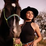 Laura Jamille - @_lauradavet - Instagram