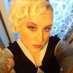 Laura - @lauradensmore369 - Instagram