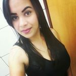 Laura Desiderio - @laura.desiderio.735 - Instagram