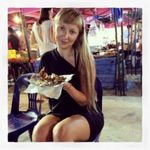 Laura Diggins - @rockprozperpost1975 - Instagram