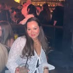 Laura Downs - @lauradownss - Instagram