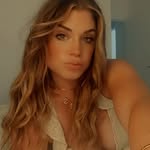 Laura Duval - @lauraduval28110 - Instagram