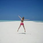 Laura Easter - @traveleaster - Instagram