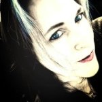 Laura Easterling - @laura_loonlibri - Instagram
