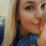 Laura Ebert - @l.alahala - Instagram