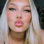 Laura Eifert - @x___blondie2608___x - Instagram