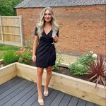 Laura Embrey - @laura.embrey.19 - Instagram