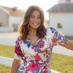 Laura Neuhaus - @laura_e_neuhaus - Instagram