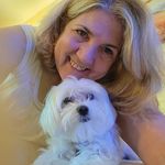 Laura Hensley - @laurahensley1218 - Instagram
