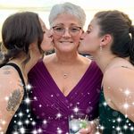 Laurie Ettinger Bedard - @momoftwingirls2 - Instagram