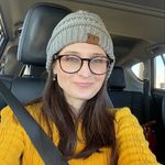 Laura du Pre Finger - @authorlaurawrites - Instagram