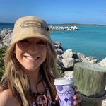 Laura Finger - @the_diary_of_a_busy_bee - Instagram