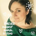 Laura Fullerton - @lozzy_bodyshopathome - Instagram