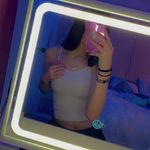 Laura Gabbard - @theyluvv.laura0 - Instagram