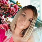 Laura Joy - Facebook