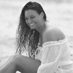 Laura Granger - @lgranger1970 - Instagram