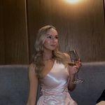 laura grass - @lauraagrass - Instagram