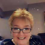 Laura Greig - @edgeofthevillageart - Instagram