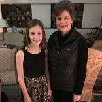 Laura Gresham - @laurag7220 - Instagram