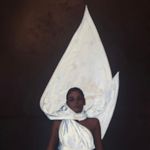 L aura - @lauraguessan - Instagram