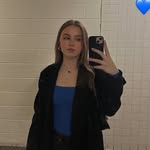 Laura - @lauraguy123 - Instagram