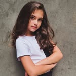 Laura Hacke - @laurahackestar - Instagram
