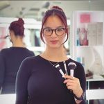 Laura Hitz - @hairstyling_makeup.laura - Instagram