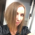 Laura Hogben - @missmidlifecrisis - Instagram
