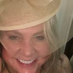 Laura Holthoff - @lauraeholthoff - Instagram