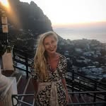 Laura Holyoake - @lauraemilyholyoake - Instagram