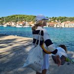 laura - @laura_horacek - Instagram