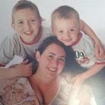 Laura Howells - @howells47 - Instagram