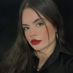 Laura Hubner - @laurahubner__ - Instagram