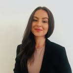 Laura Husar - Facebook