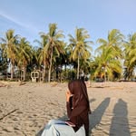 Laura Indah Permata - @laura_indah25 - Instagram