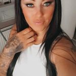 Laura Ireland - @lauraireland26 - Instagram
