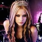 Janis Amelia Laura - @laurajanis - Instagram