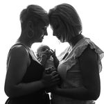 Laura, Jenny & les filles - @espoir_2mamans - Instagram