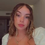 𝐋𝐚𝐮𝐫𝐚 - @laurajesser - Instagram