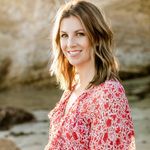 Therapist for Women + Couples - @laurakangtherapy - Instagram